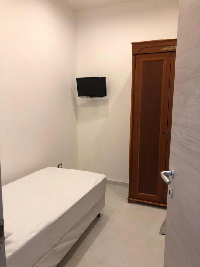 13 Minuti Dal Centro Bed and Breakfast Reggio Calabria Esterno foto